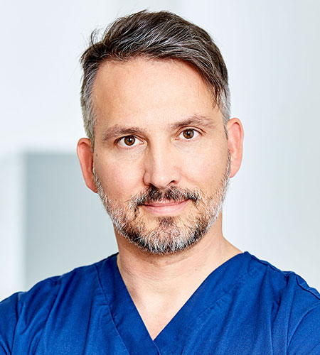 Dr. Matthias Koller Haartransplantation Linz durch den neuen ARTAS iX™ Haar Roboter
